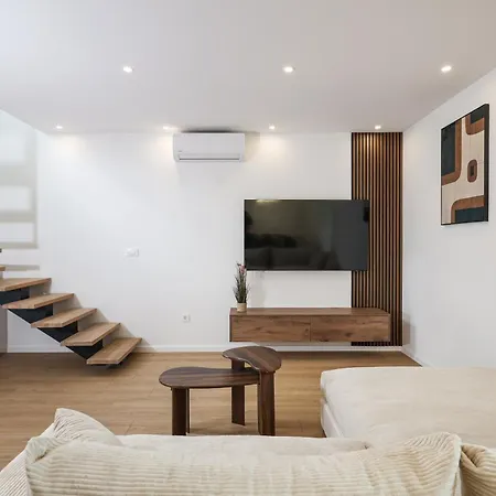 Ruzarija Villa *